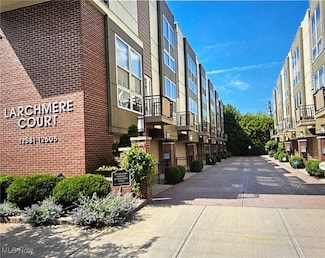 12591 Larchmere Blvd Unit W6, Cleveland, OH 44120