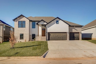 2937 W Teton Dr, Springfield, MO 65810