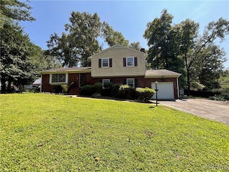 305 Rollingview Dr, Sandston, VA 23150