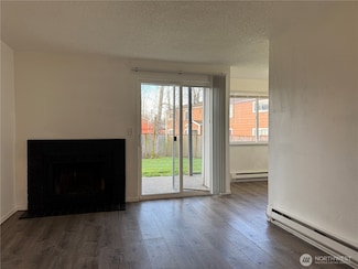 812 73rd Street Ct E Unit 2, Tacoma, WA 98404