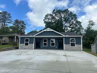 535 Avon Dr, Spartanburg, SC 29303
