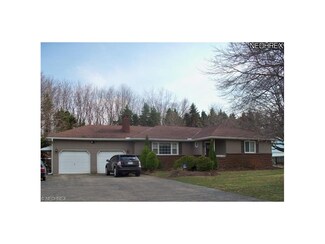 3694 E Center St, North Kingsville, OH 44068
