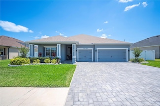 157 Walkers Point Dr, Auburndale, FL 33823
