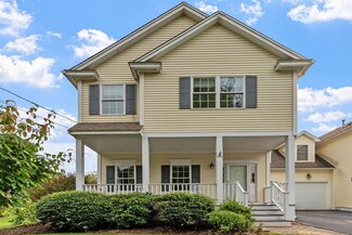 17 Summit St, North Andover, MA 01845