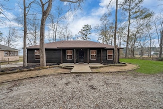 140 Johnson Rd, Coldspring, TX 77331