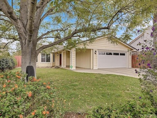 950 E Elder St, Fallbrook, CA 92028