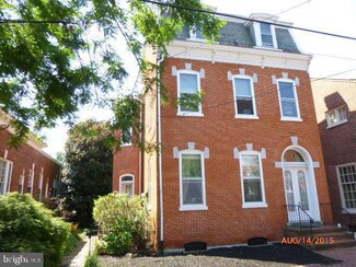 426 W Chestnut St, Lancaster, PA 17603