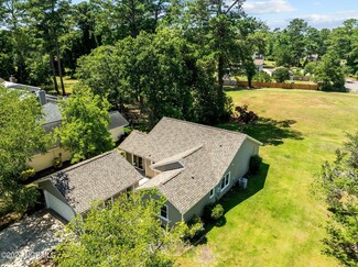 205 Stadler Dr, New Bern, NC 28560