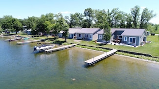 27096 Little Floyd Lake Rd Unit 2, Detroit Lakes, MN 56501