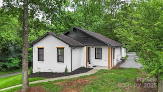 922 Maurice St, Monroe, NC 28112