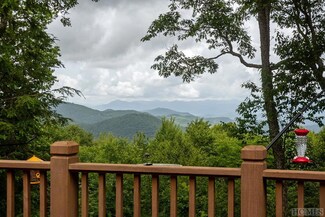 358 Chips Ln, Cullowhee, NC 28723