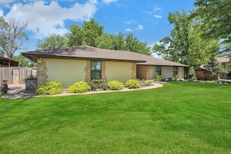 209 W Lakeview Rd, Elk City, OK 73644