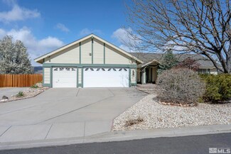 368 Omni Dr, Sparks, NV 89441