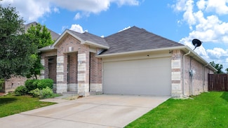 1508 Mockingbird Dr, Aubrey, TX 76227
