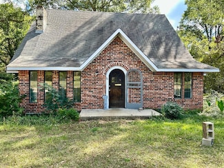 514 N Louise St, Atlanta, TX 75551