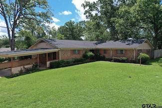 204 Crosby Dr, Henderson, TX 75652