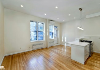 275 W 73rd St Unit 3, New York, NY 10023