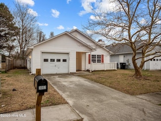 3002 Derby Run Rd, Jacksonville, NC 28546