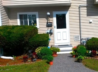 2 Markham Cir Unit C, Ayer, MA 01432