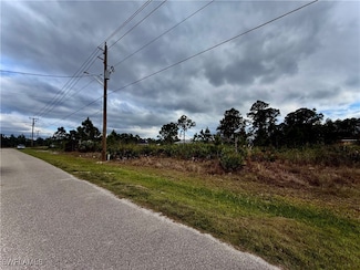 3109 36th St W, Lehigh Acres, FL 33971