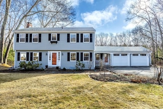 107 Bristers Hill Rd, Concord, MA 01742
