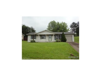 71 Meadowview Dr, Parkersburg, WV 26104