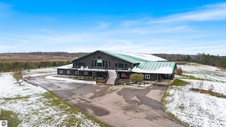 130 S Peninsula Rd, East Jordan, MI 49727