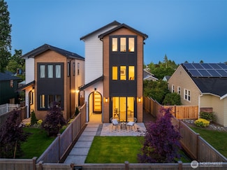 7528 30th Ave NW, Seattle, WA 98117