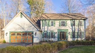 834 Houston Rd, Webster, NY 14580