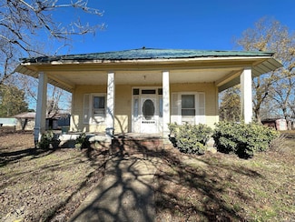 331 E Barnwell, Newport, AR 72112