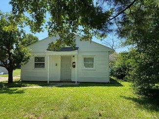 6129 Nimitz Dr, Indianapolis, IN 46219