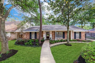 10007 Sugar Hill Dr, Houston, TX 77042