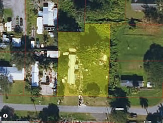 215 Old Train Ln, Naples, FL 34114