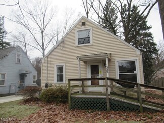382 Larkin Ave, Akron, OH 44305
