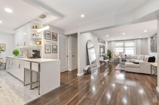 33-44 93rd St Unit 5X, Jackson Heights, NY 11372