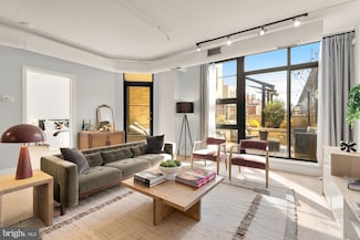 2125 14th St NW Unit 224, Washington, DC 20009