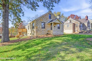 1820 Green Berry Rd, Jefferson City, MO 65101