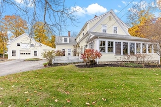 140 Prospect St, Marshfield, MA 02050
