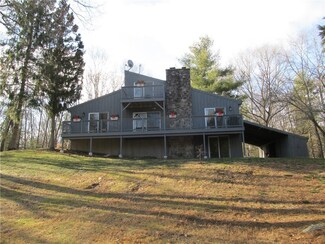 157 Stone Dam Rd, North Scituate, RI 02857