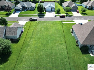 3217 Buckingham Dr, Sedalia, MO 65301