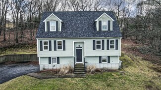 301 Oregon Ave, Woonsocket, RI 02895