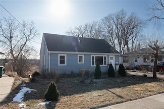 1208 Walnut St, West Des Moines, IA 50265