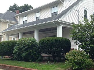 122 Gallatin St, Providence, RI 02907