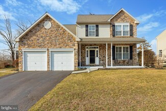1801 Glen Eagles Dr, Pottstown, PA 19464