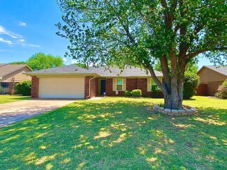 3204 Partridge Place, Altus, OK 73521