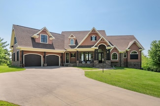 493 Pops Peak Rd, Fancy Gap, VA 24328