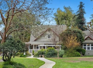 2444 Ashcroft Ave, Clovis, CA 93611