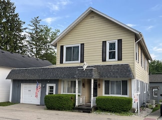 1919 Main Street Rd, Spring Grove, IL 60081