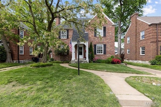 7487 Shaftesbury Ave, Saint Louis, MO 63130