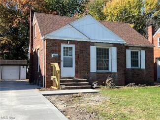 324 E 257th St, Euclid, OH 44132